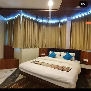 Hotel Vacation Vibes, Udaipur